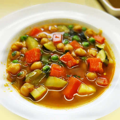 Slow-Cooked Vegetarian Curried Chickpea Soup
